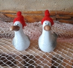 Deko Möwe Hinnerk rote Mütze ca. 8 x 10 cm